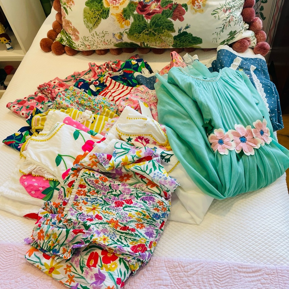 Mini Boden spring/summer dress lot. Size 8-9Y.